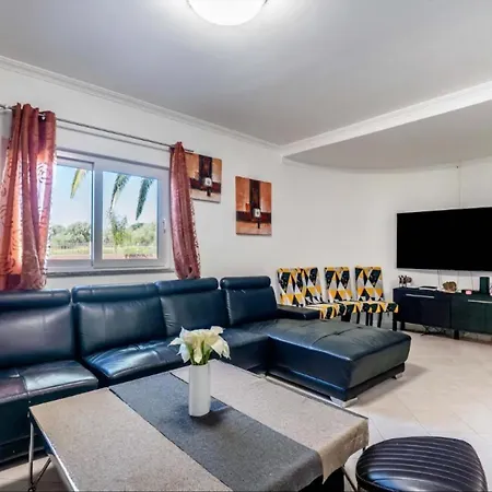 Paradis - Casa Completa Pêra